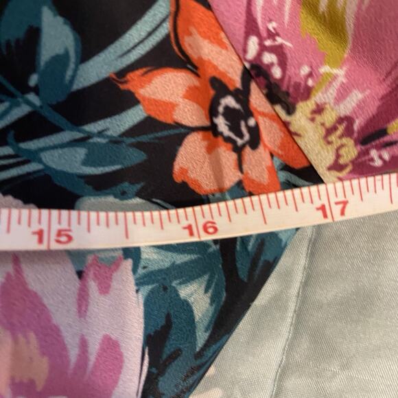 Yumi Kim Wild Rose Black Lotus Romper Floral V neck One Piece Belt Sz S NWT - Picture 10 of 10